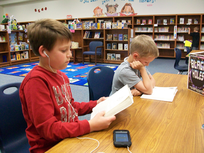 two-oak-ridge-students